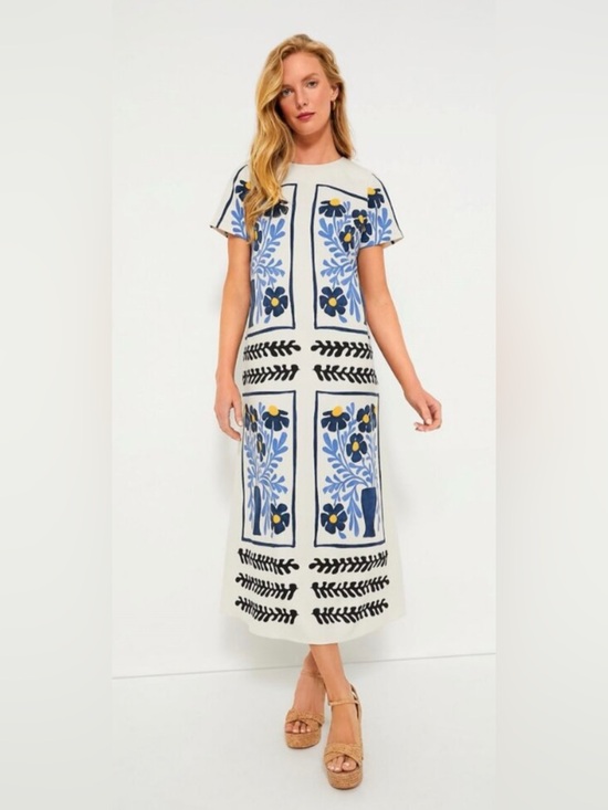 Tuckernuck Dresses & Skirts - Tuckernuck Azure Vases James Floral Ivory Maxi Dress - size large